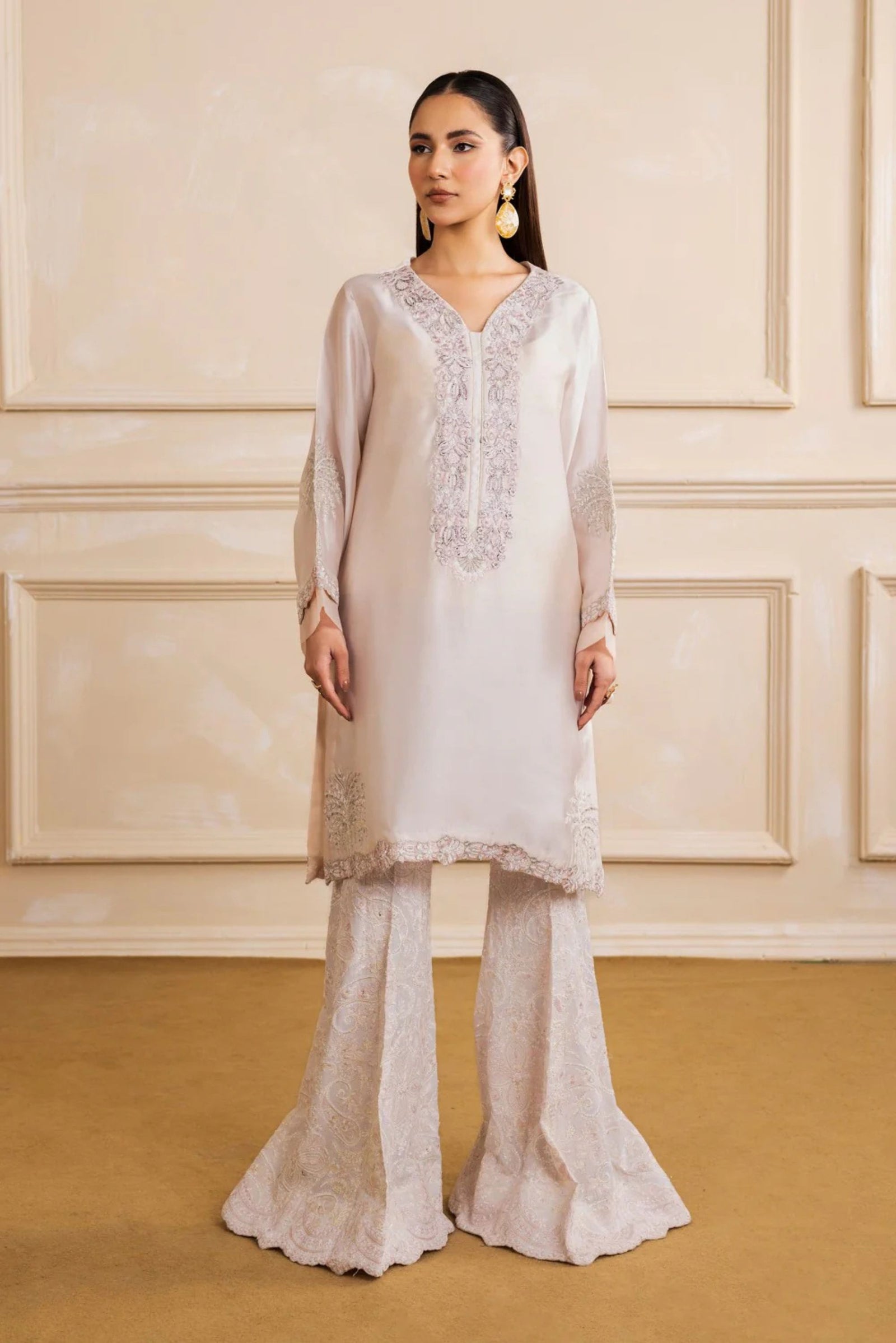 Wedding wear Pakistani outfits Online
