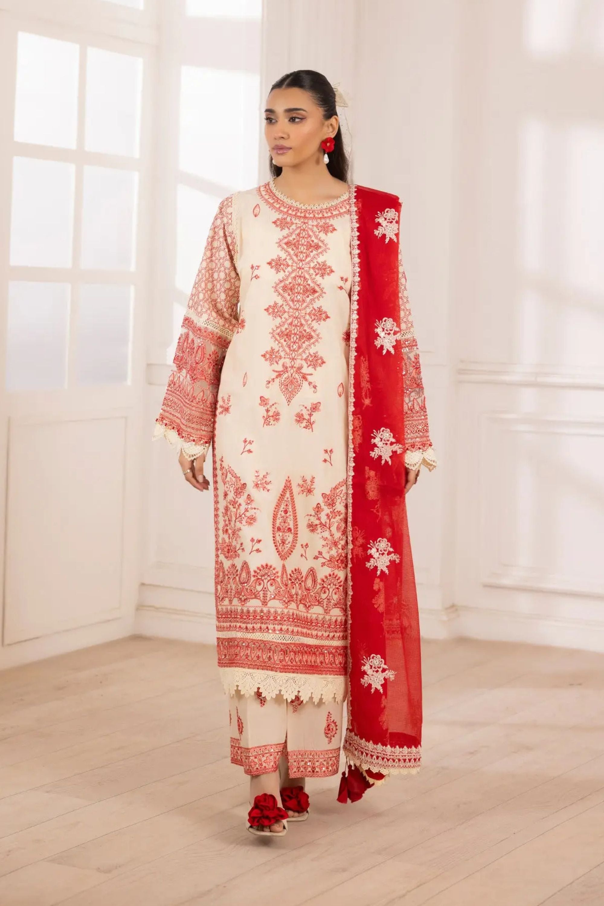 Women's Formal Dress For Pakistani Functions