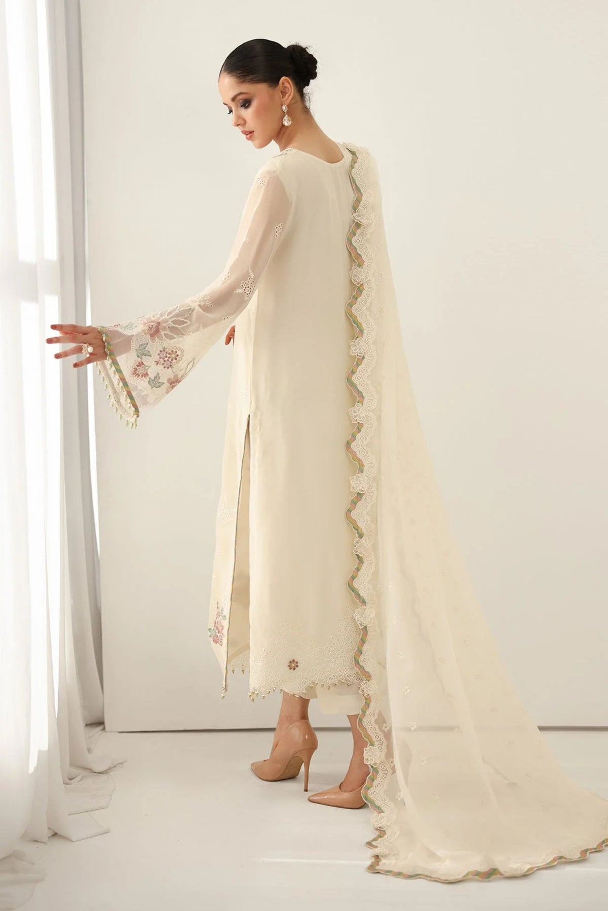 Guest Outfits To Attend Pakistani Wedding