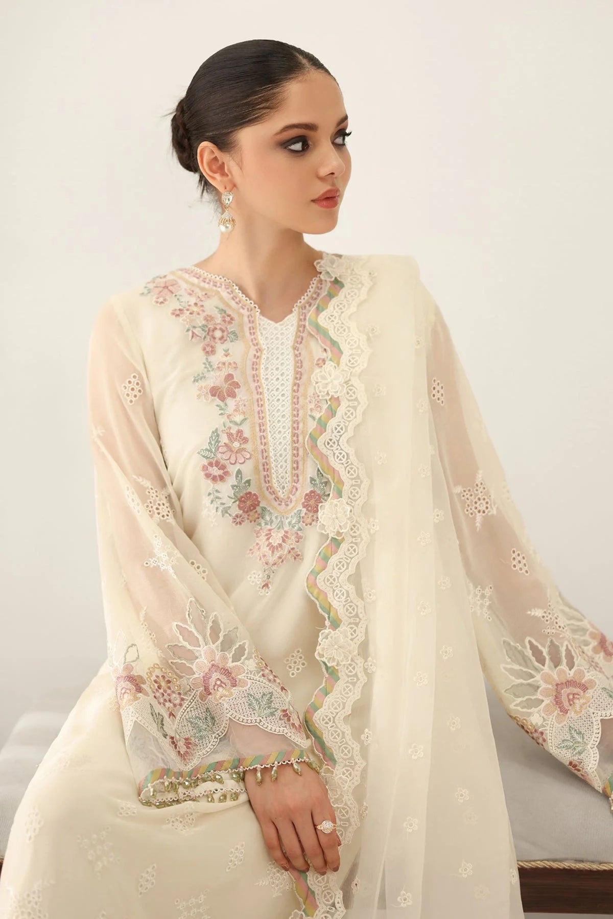 Guest Outfits To Attend Pakistani Wedding