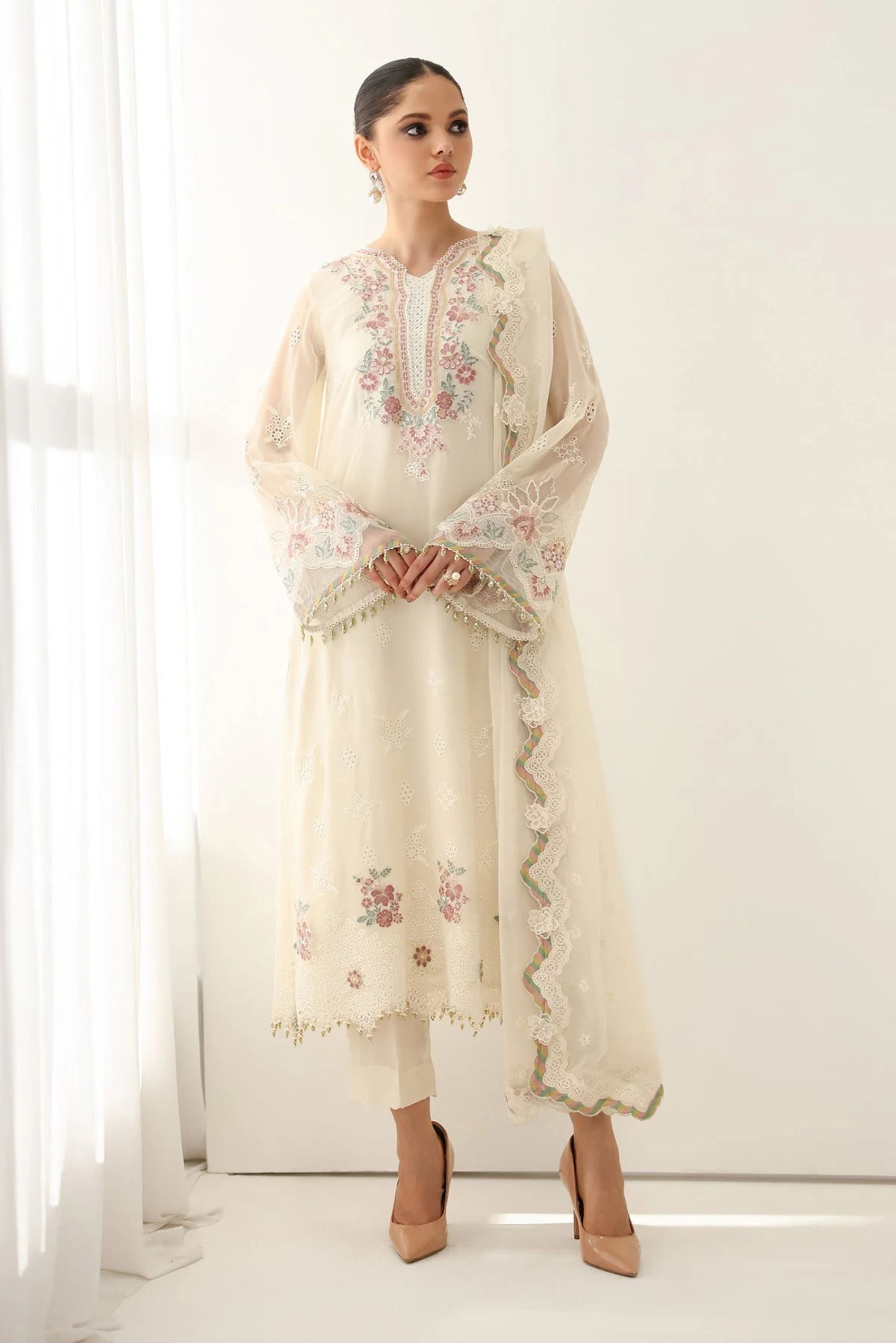 Guest Outfits To Attend Pakistani Wedding