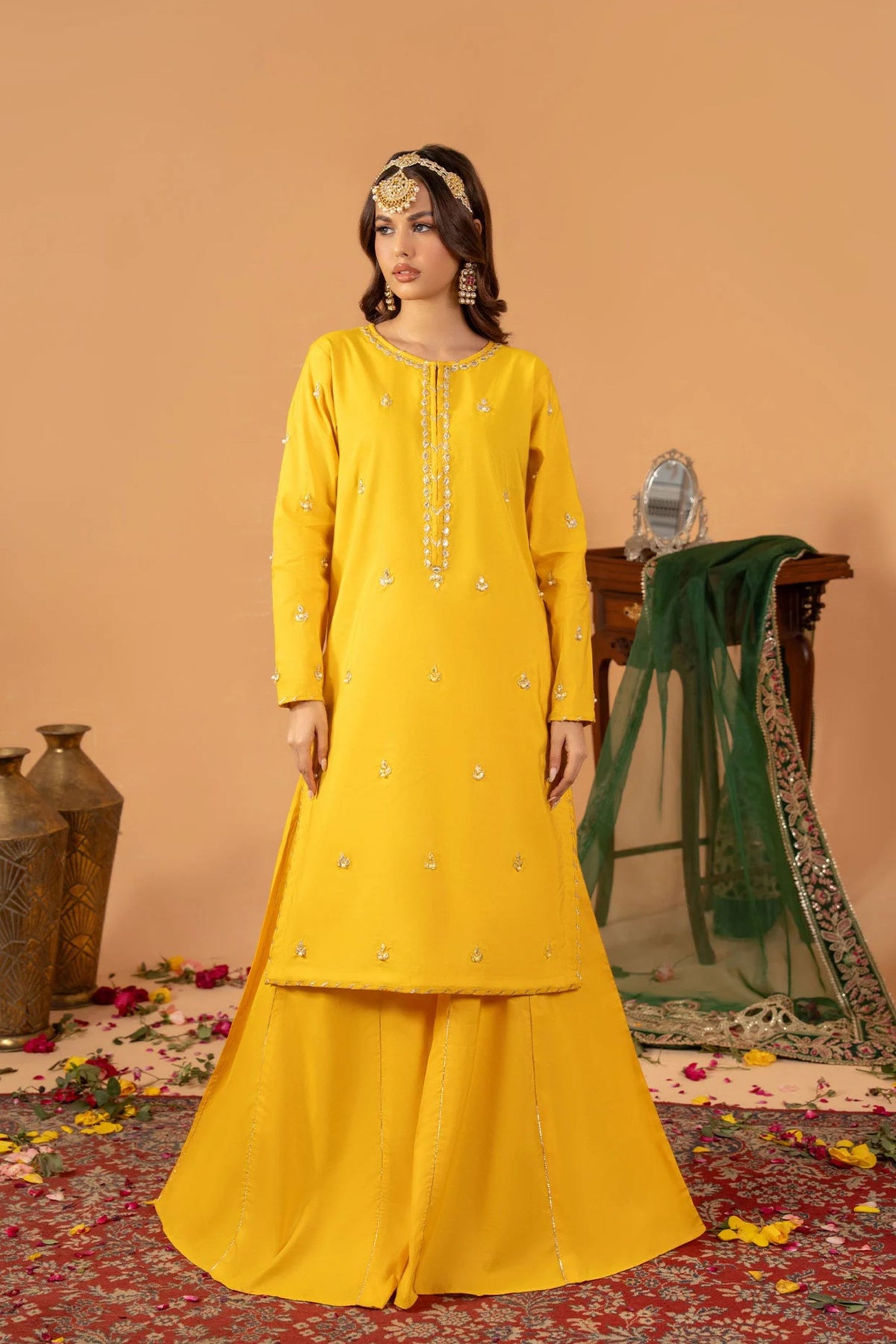 Mehndi Wear Salwar Kameez