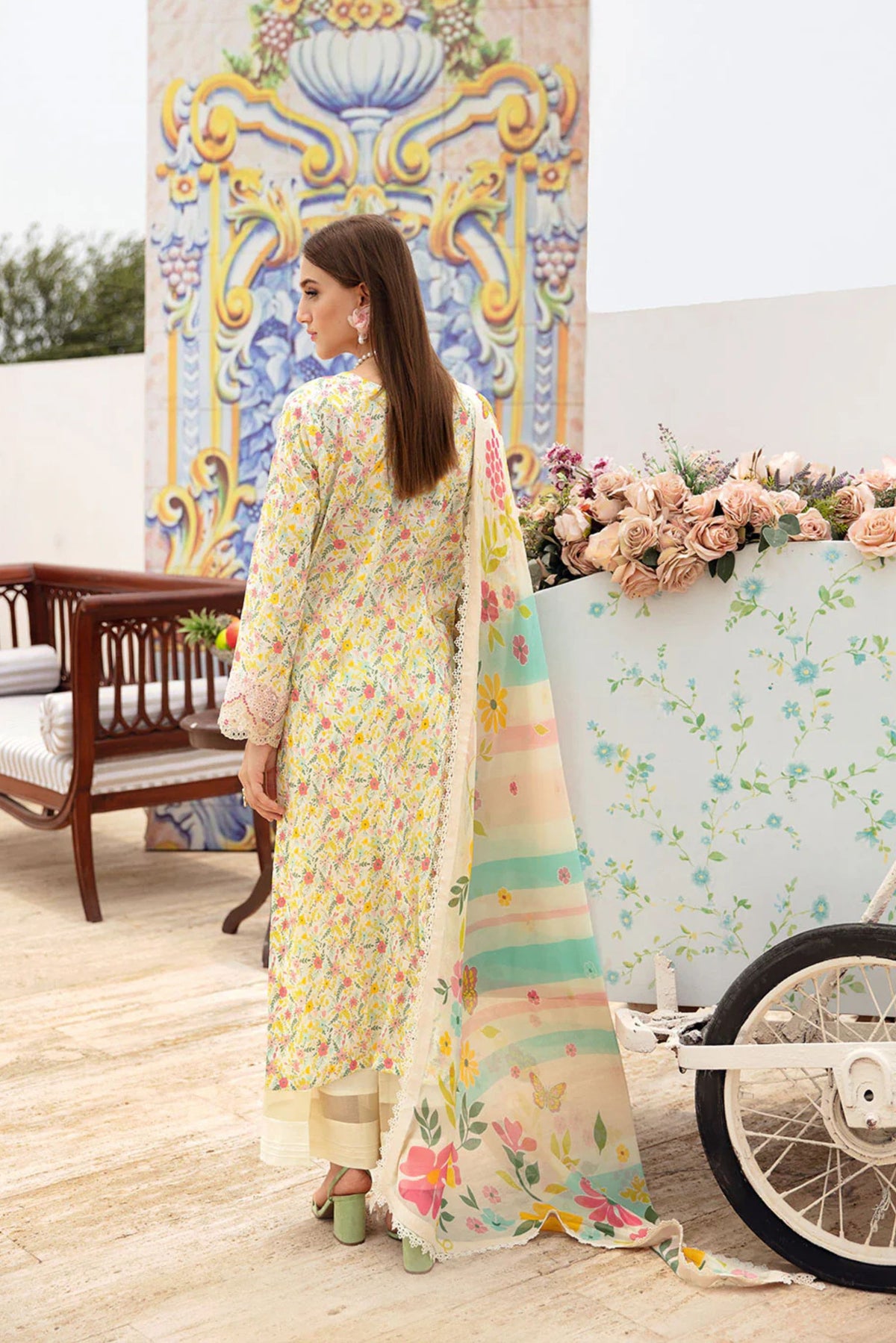 Pakistani lawn suits for summers