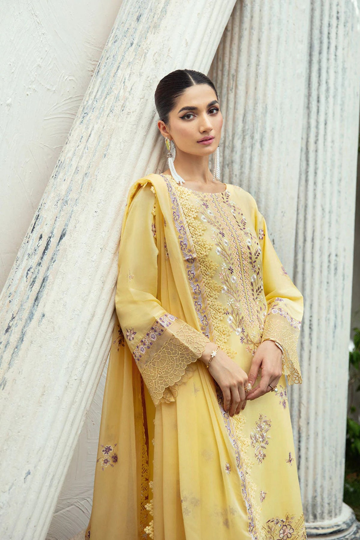Pakistani Formal Outfits for Get Together