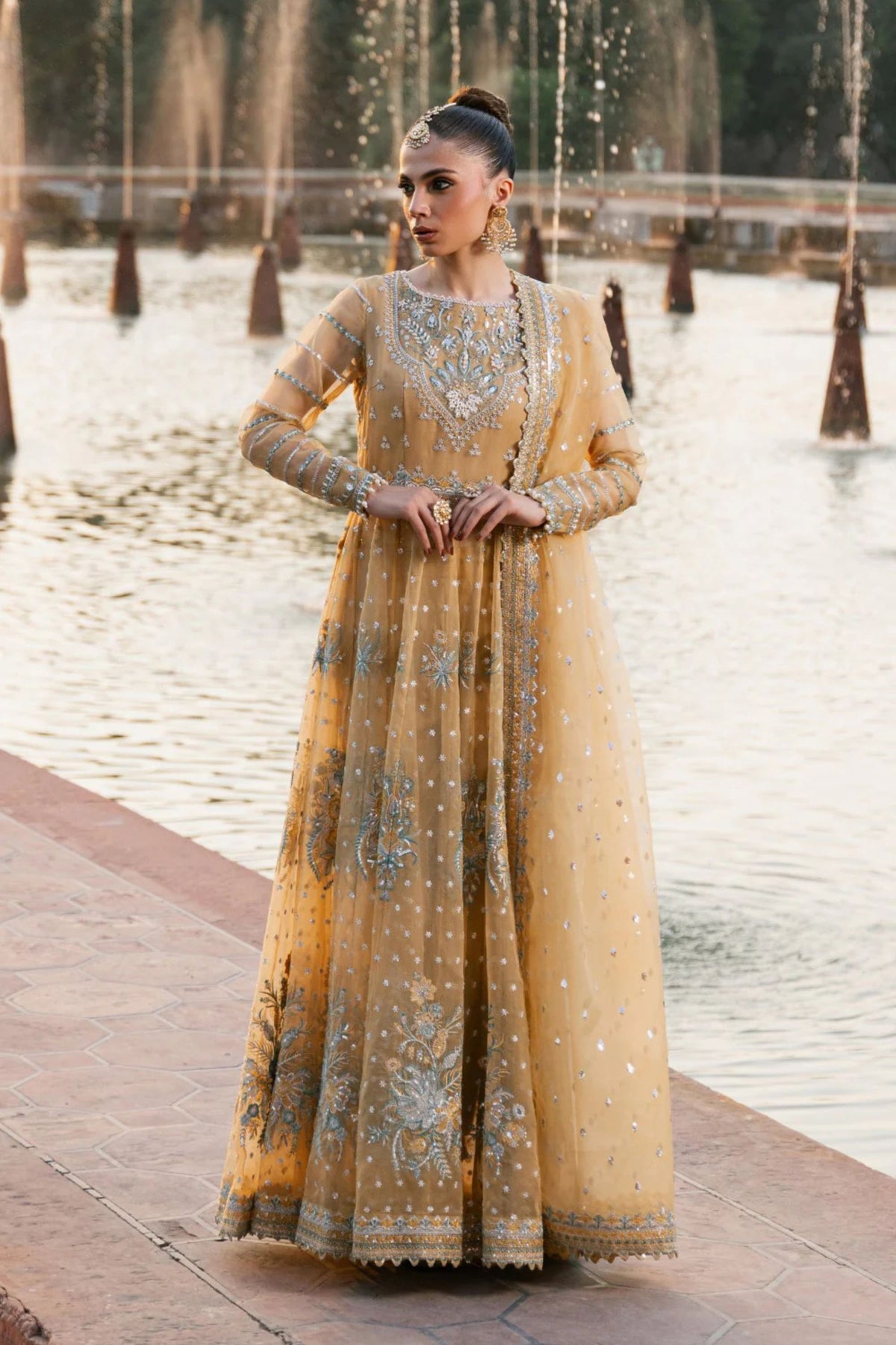 Pakistani Ladies Wedding Outfits | Sydney AU