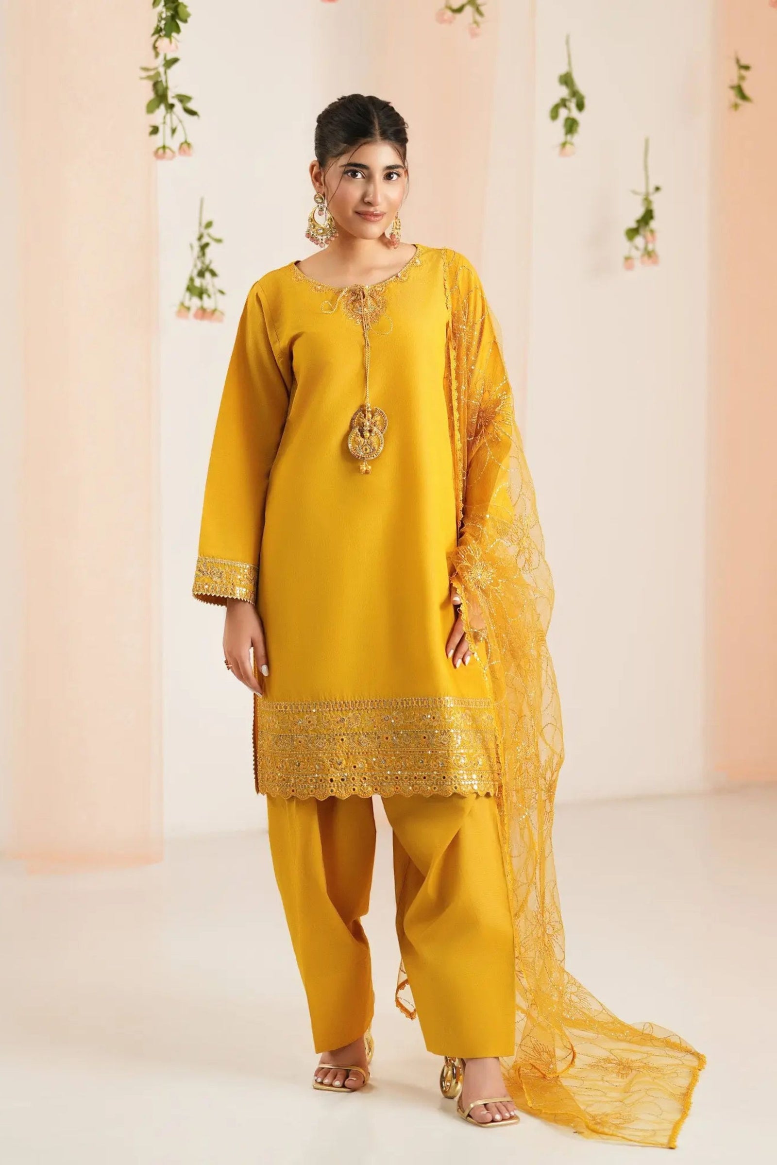 Formal Suits For Pakistani Wedding Function