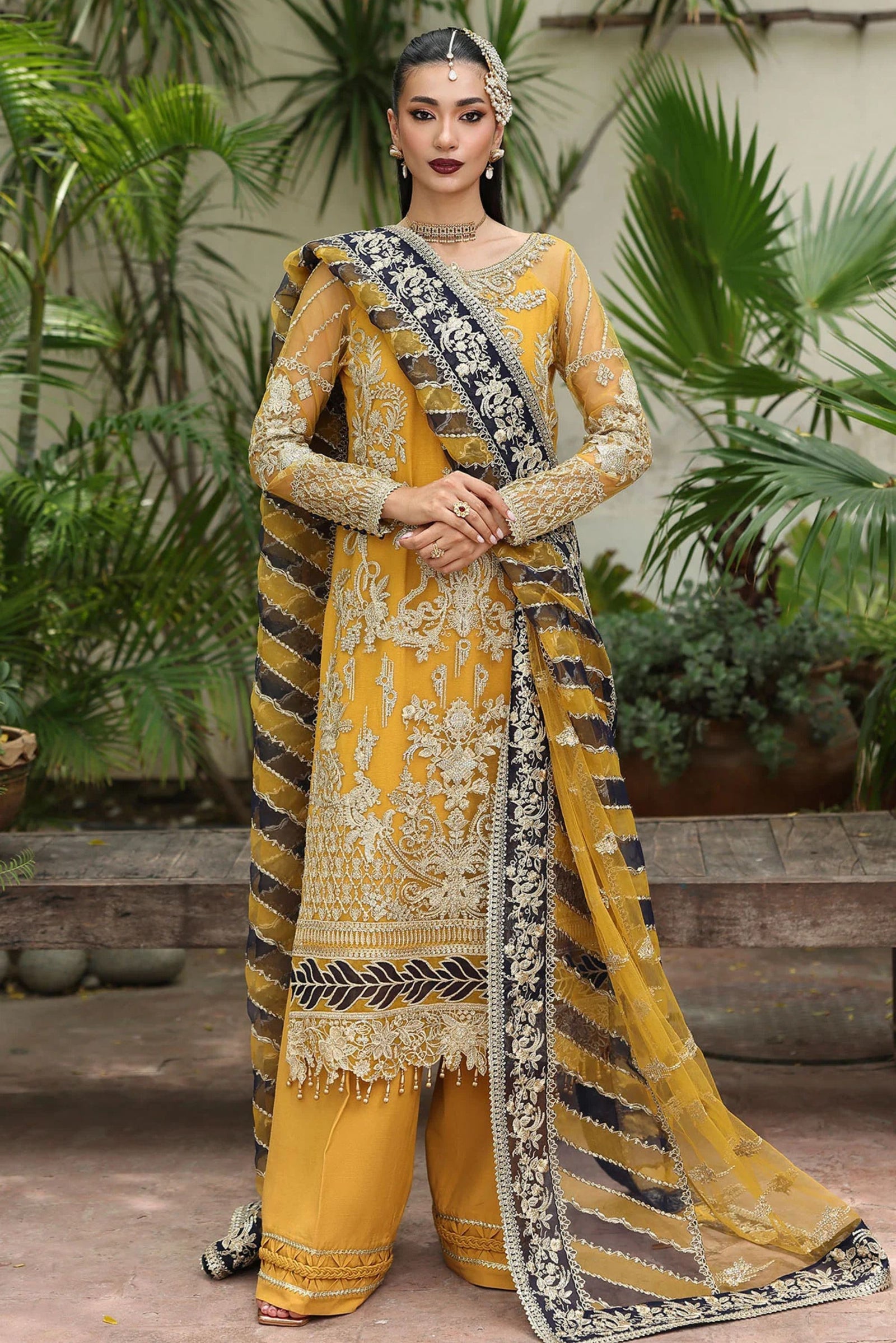 Pakistani Haldi Night Outfit For Ladies