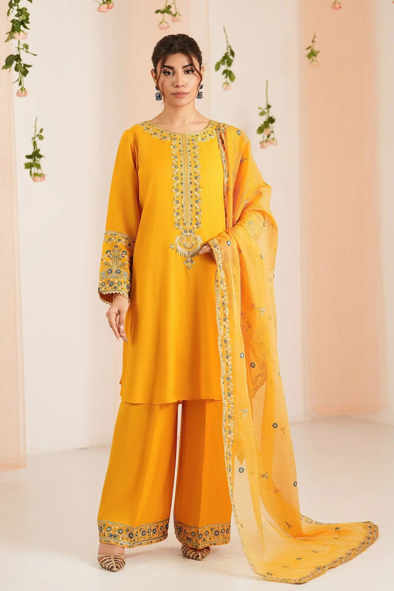 Formal Suits For Pakistani Wedding Function