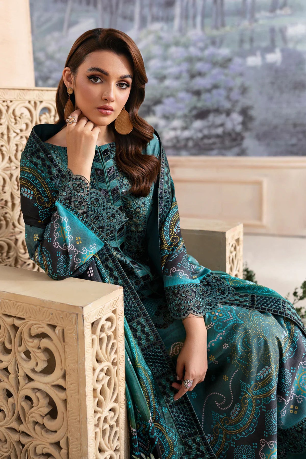 Pakistani Formal Wear To Attend Wedding 