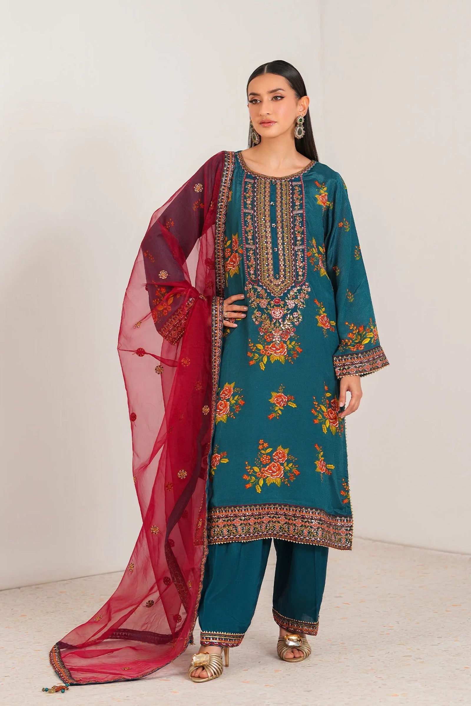 Formal Suits For Pakistani Wedding Function In Australia