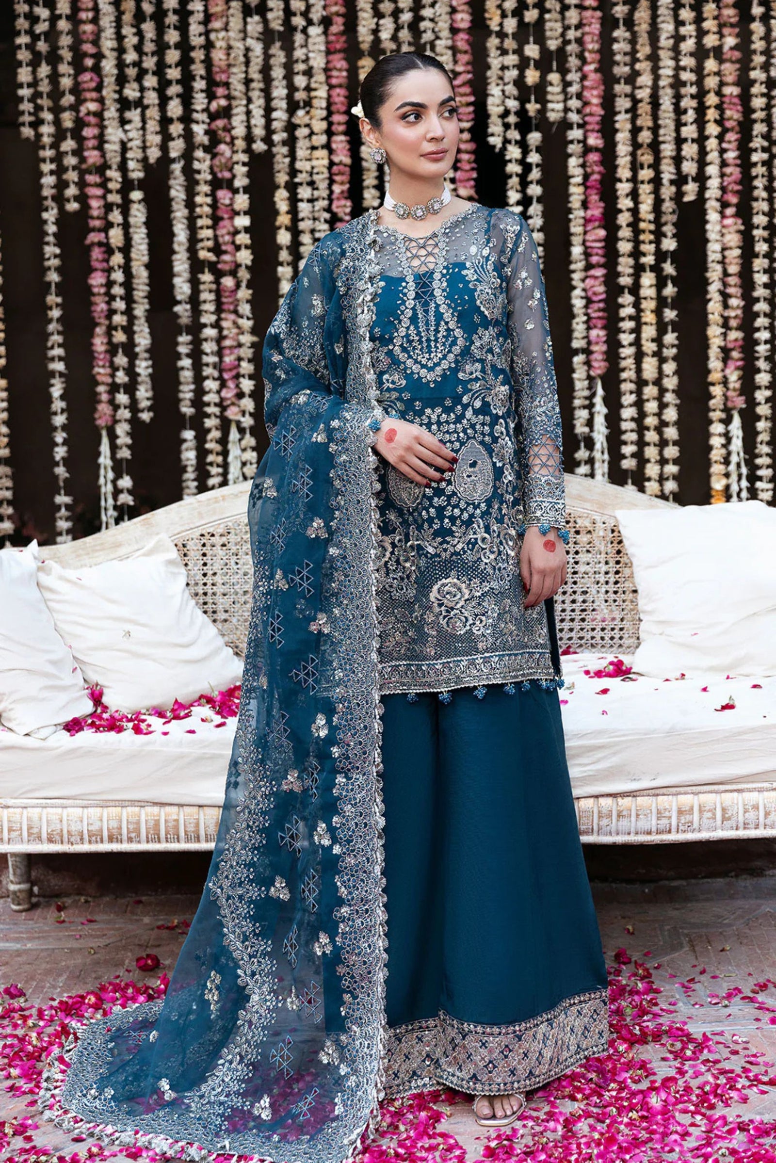 Formal Suits For Pakistani Wedding Function

