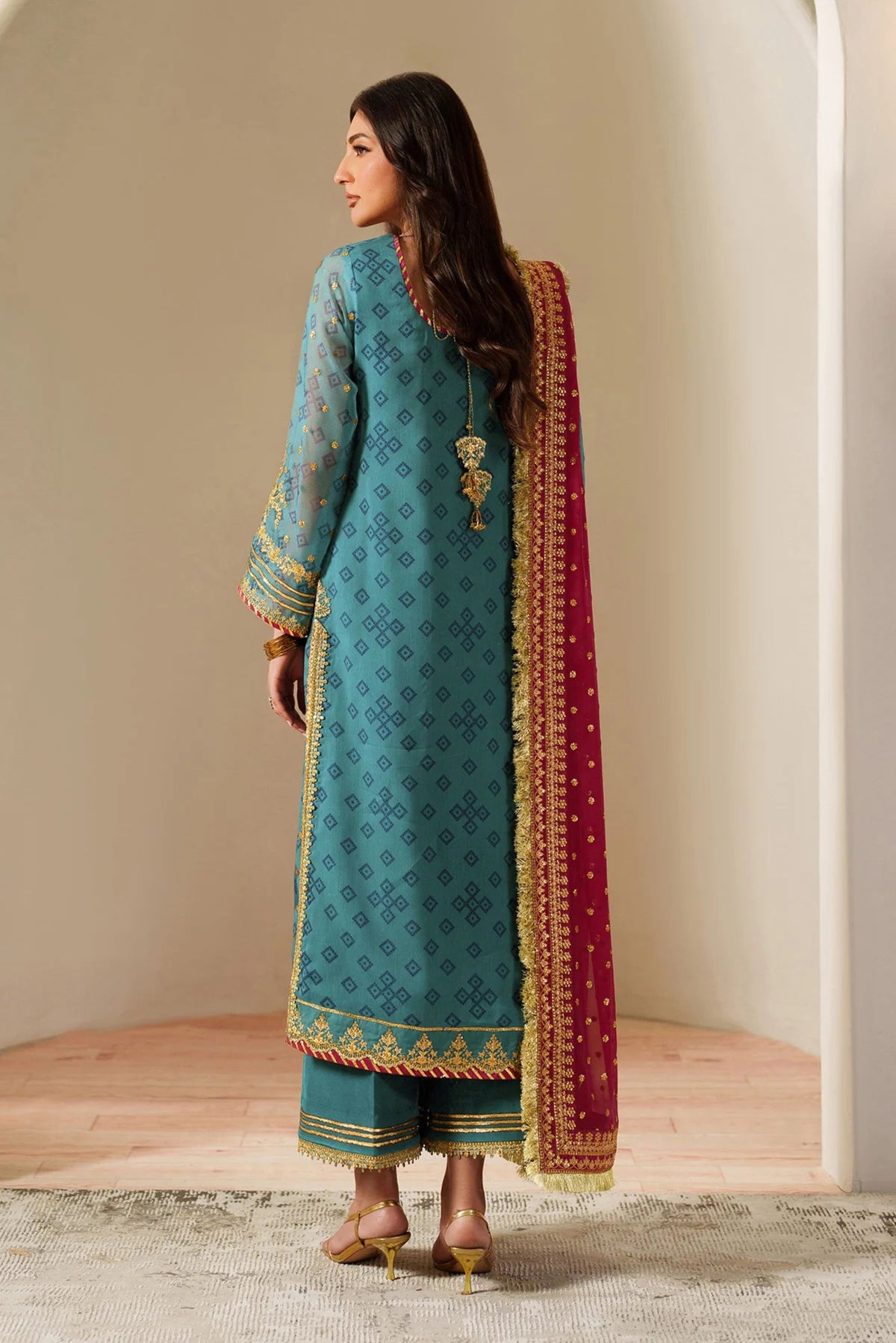 Formal Suits For Pakistani Wedding Function