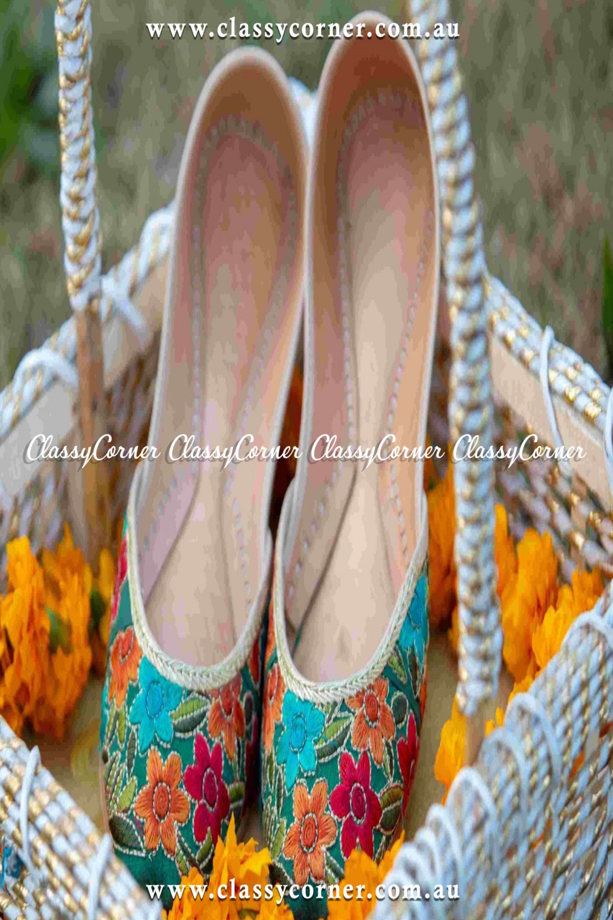 Floral Embroidered Khussa - Classy Corner